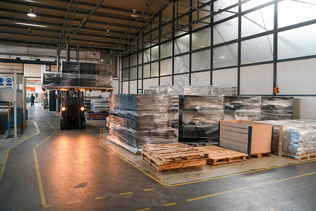 醫(yī)藥倉庫貨物運輸管理規(guī)范與流程探討